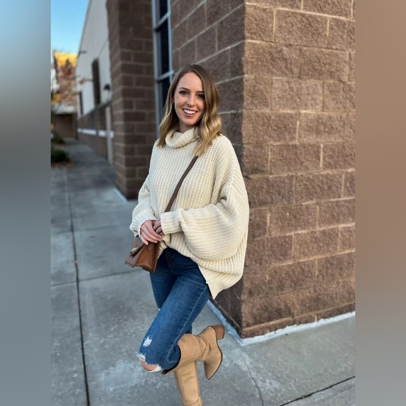 𝓯𝓹 Free People ~ Swim Too Deep Turtleneck Sweater in Heart Eyes - Picture 2 of 16